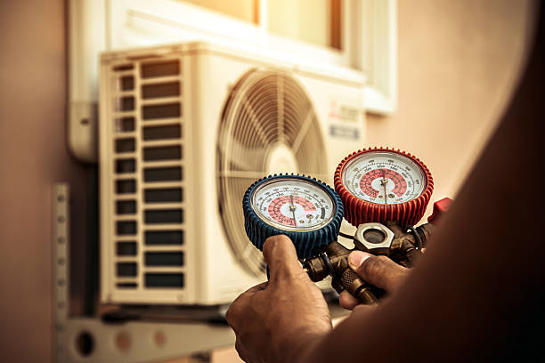 Professional Ac Installation technician working in Seville, OH